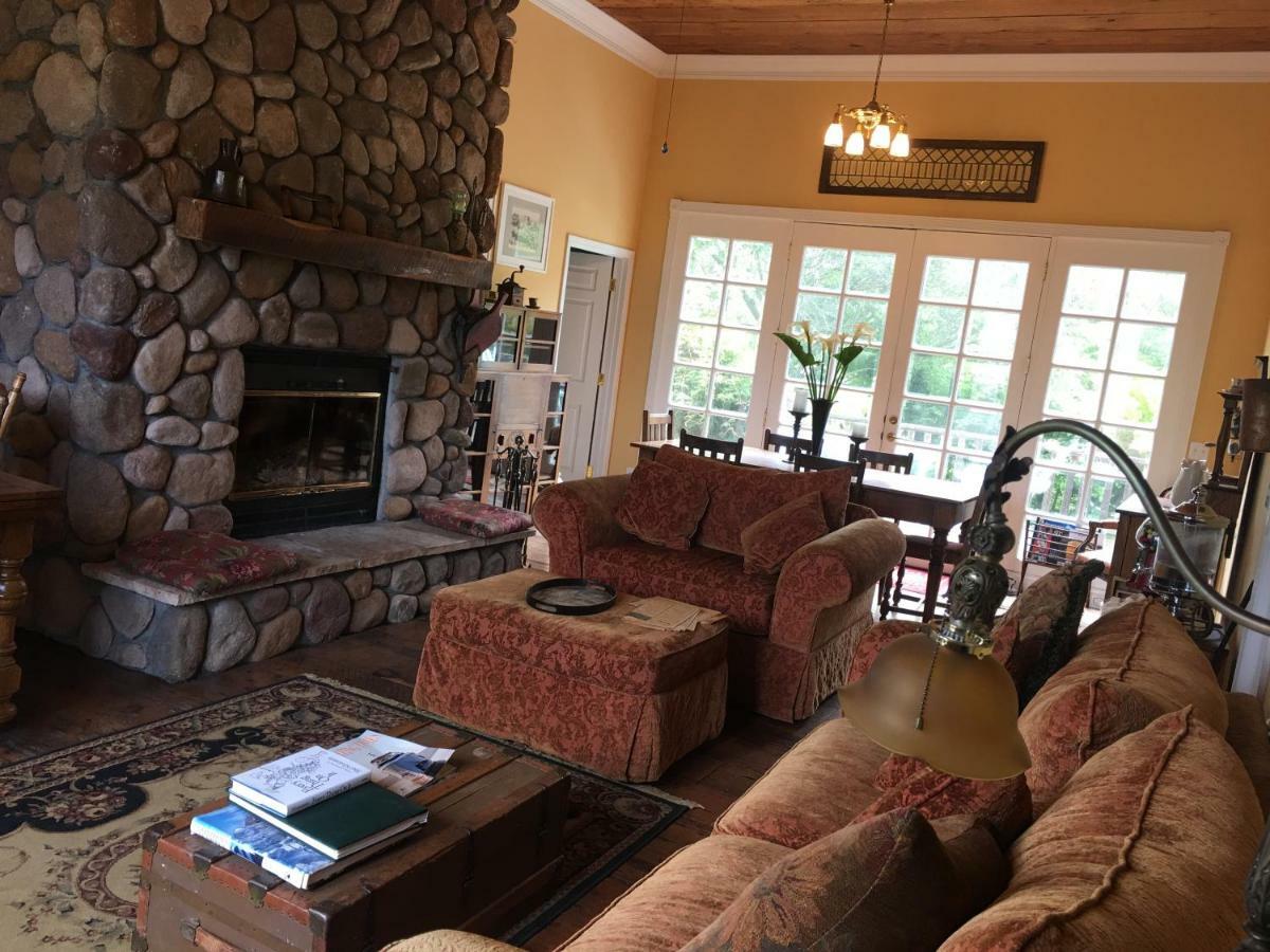 Pescadero Creek Inn Екстер'єр фото